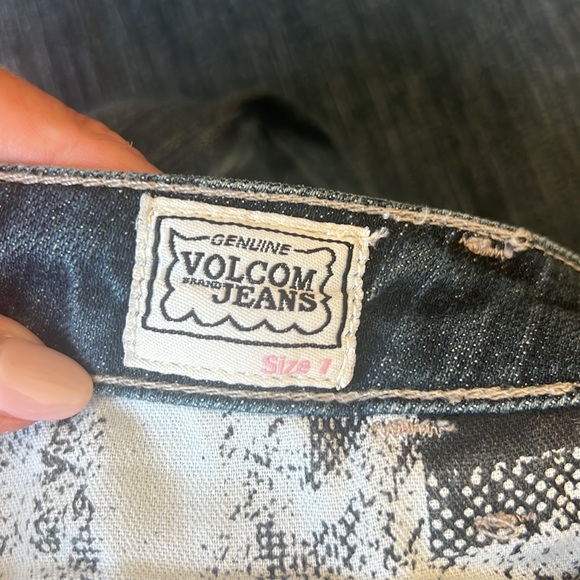 Volcom size 7 jeans - Picture 6 of 6